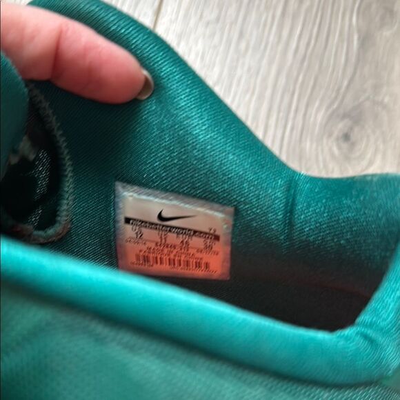 Nike LeBron Biscayne Green and Orange Sneakers - Picture 7 of 7